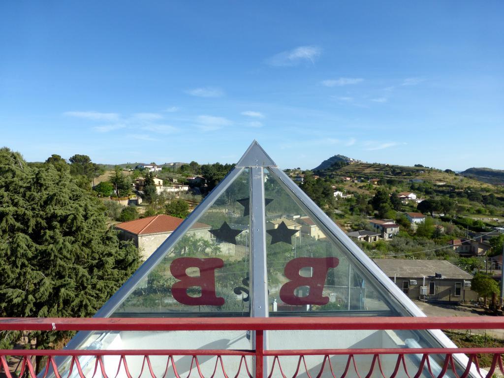 B&B Diamante Nissoria Extérieur photo
