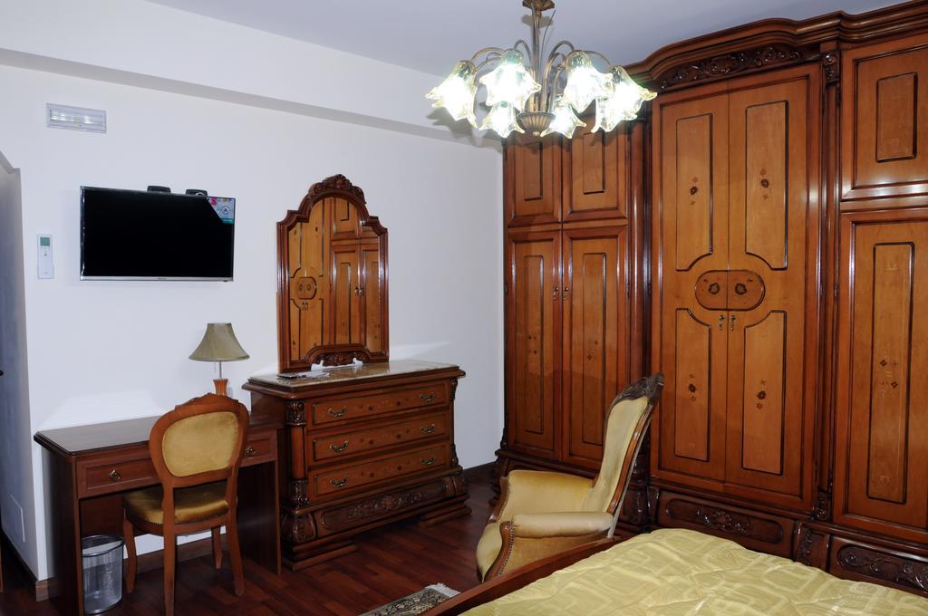 B&B Diamante Nissoria Chambre photo