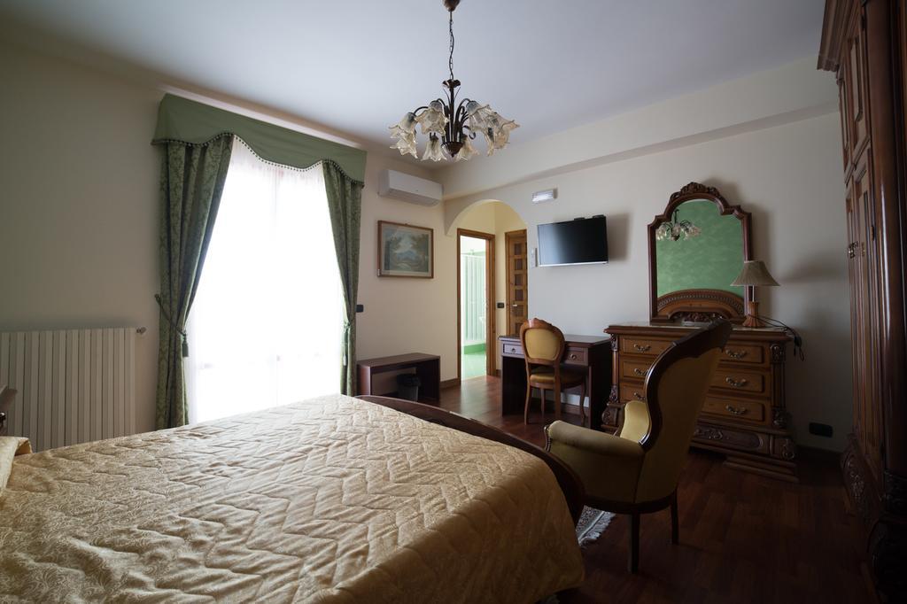 B&B Diamante Nissoria Extérieur photo