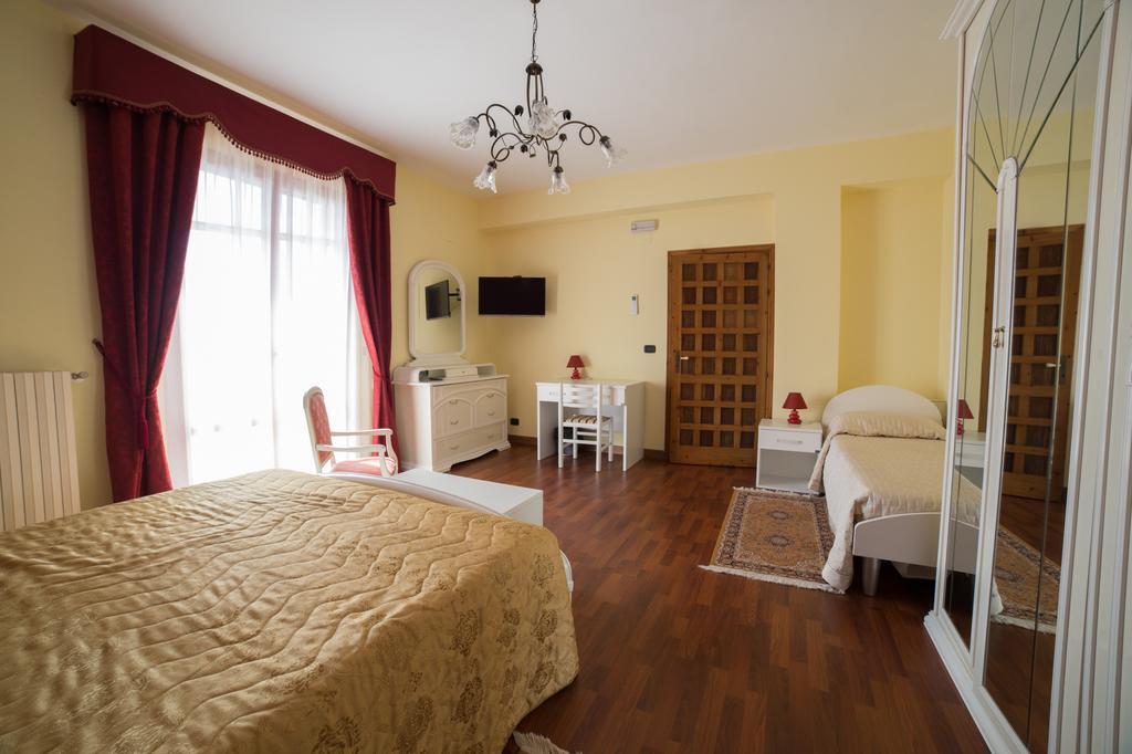 B&B Diamante Nissoria Extérieur photo