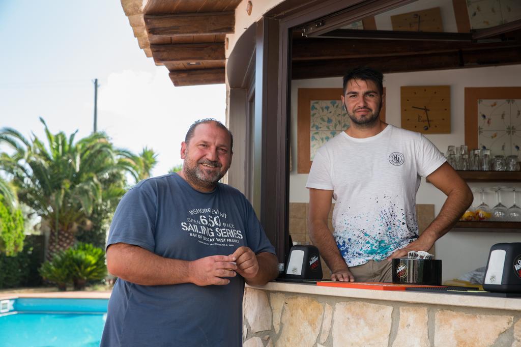 B&B Diamante Nissoria Extérieur photo
