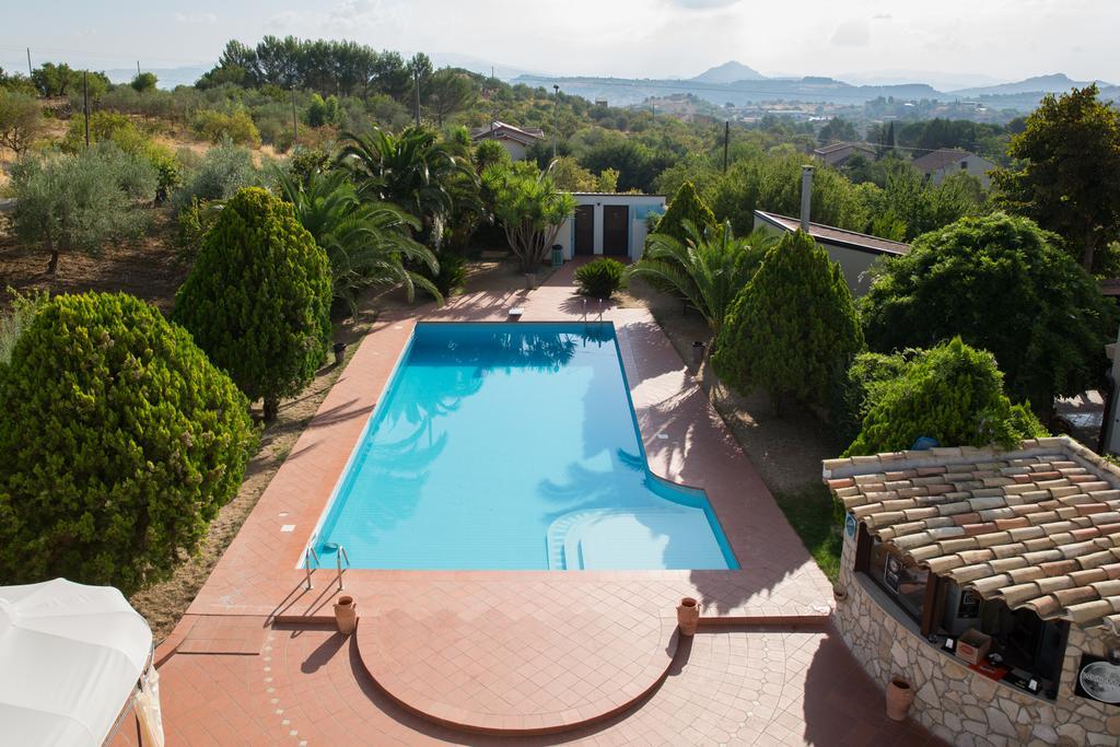 B&B Diamante Nissoria Extérieur photo