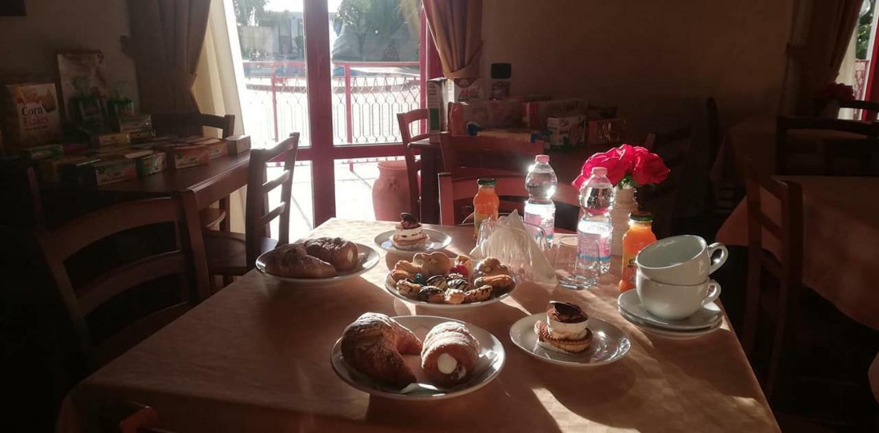 B&B Diamante Nissoria Extérieur photo